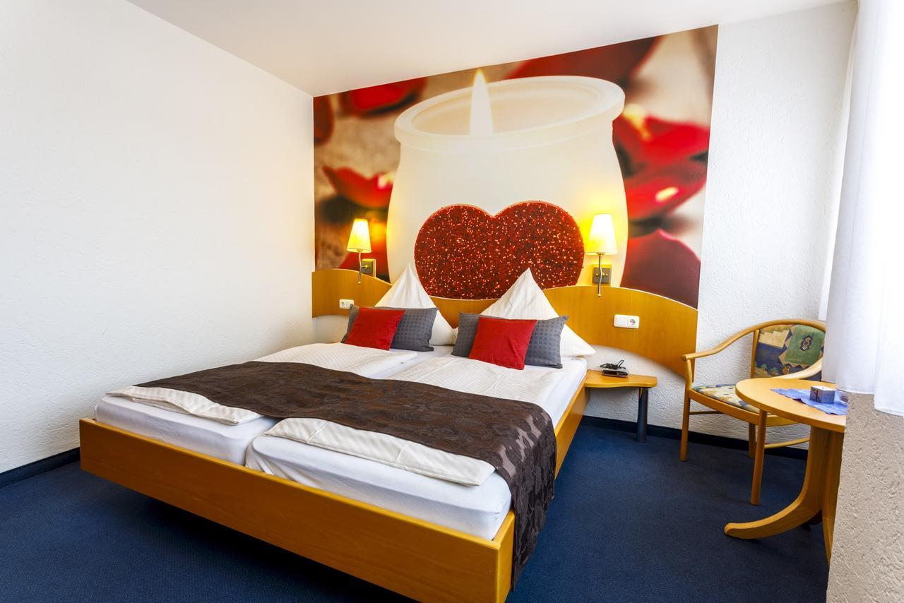 Hotel Rheingold Gernsheim Exterior photo